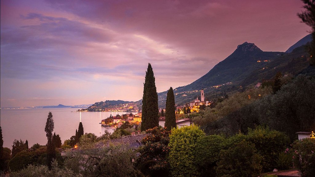 Ihr 5-Sterne-Hotel in Gargnano am Gardasee Ihr 5-Sterne-Hotel in Gargnano am Gardasee